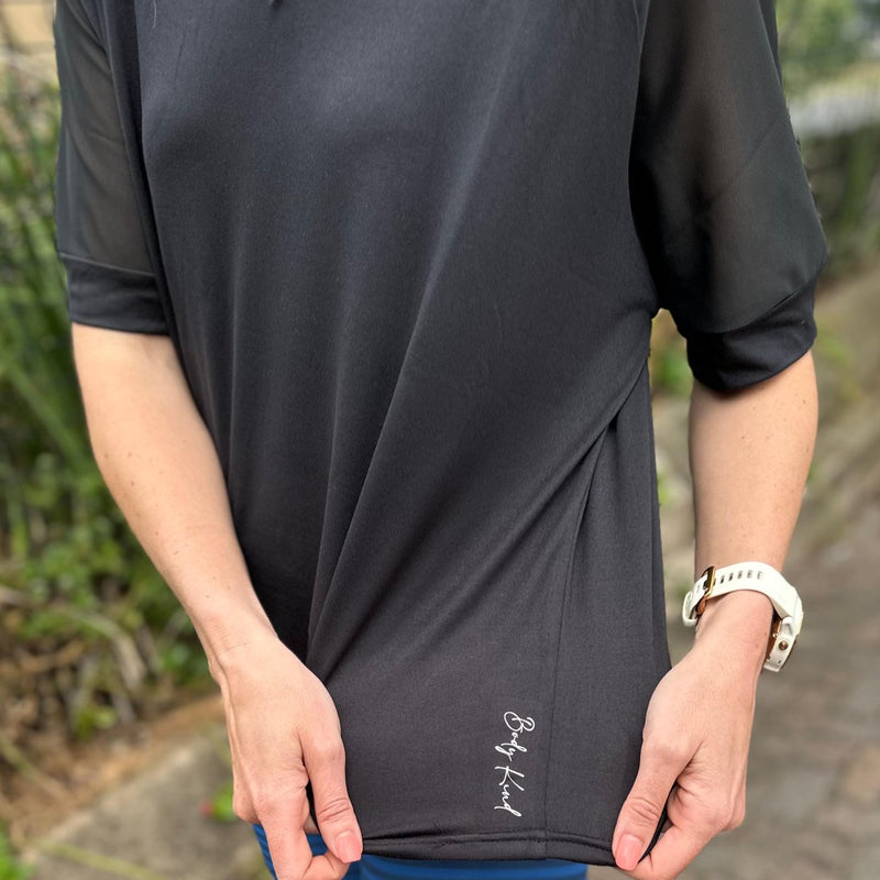 V-Shape Sheer Glam Top | Black